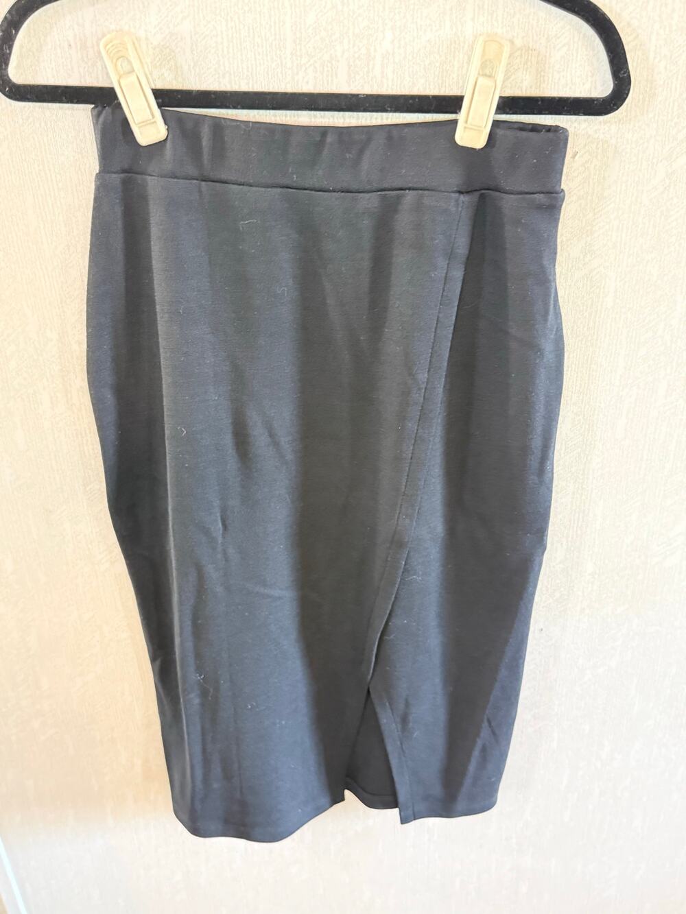 wool& Black Merino Wool Wrap Skirt Size Small Knee Length